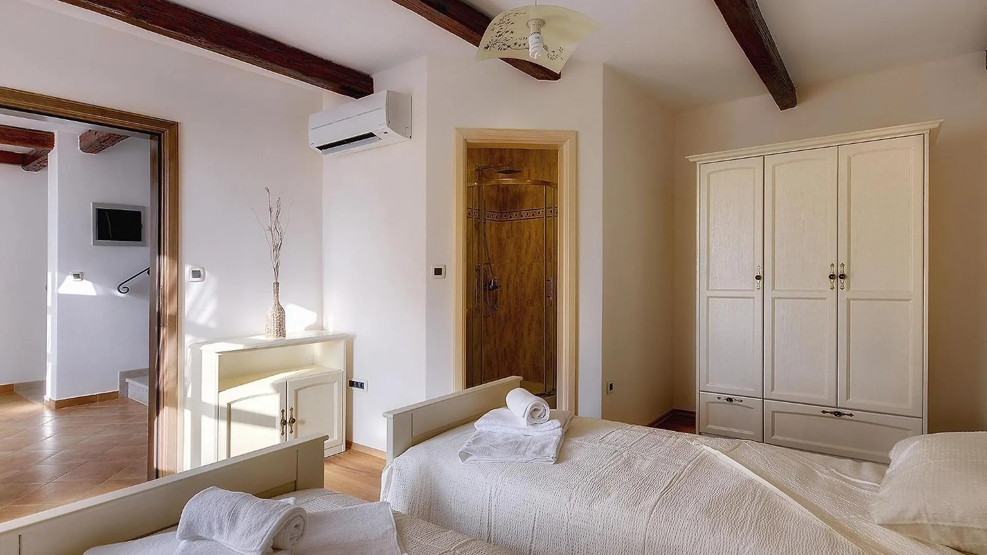 Beautiful Casa Silvano With Swimming Pool Bale