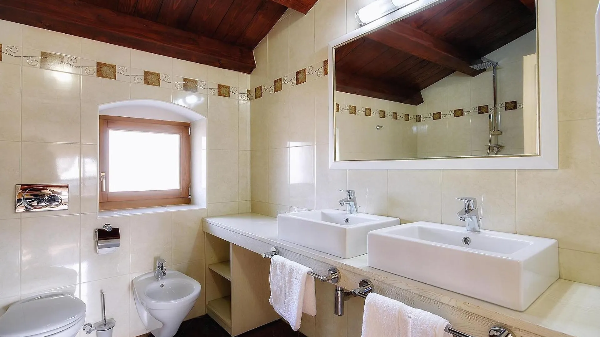 Holiday home Beautiful Casa Silvano With Swimming Pool Bale Croatia
