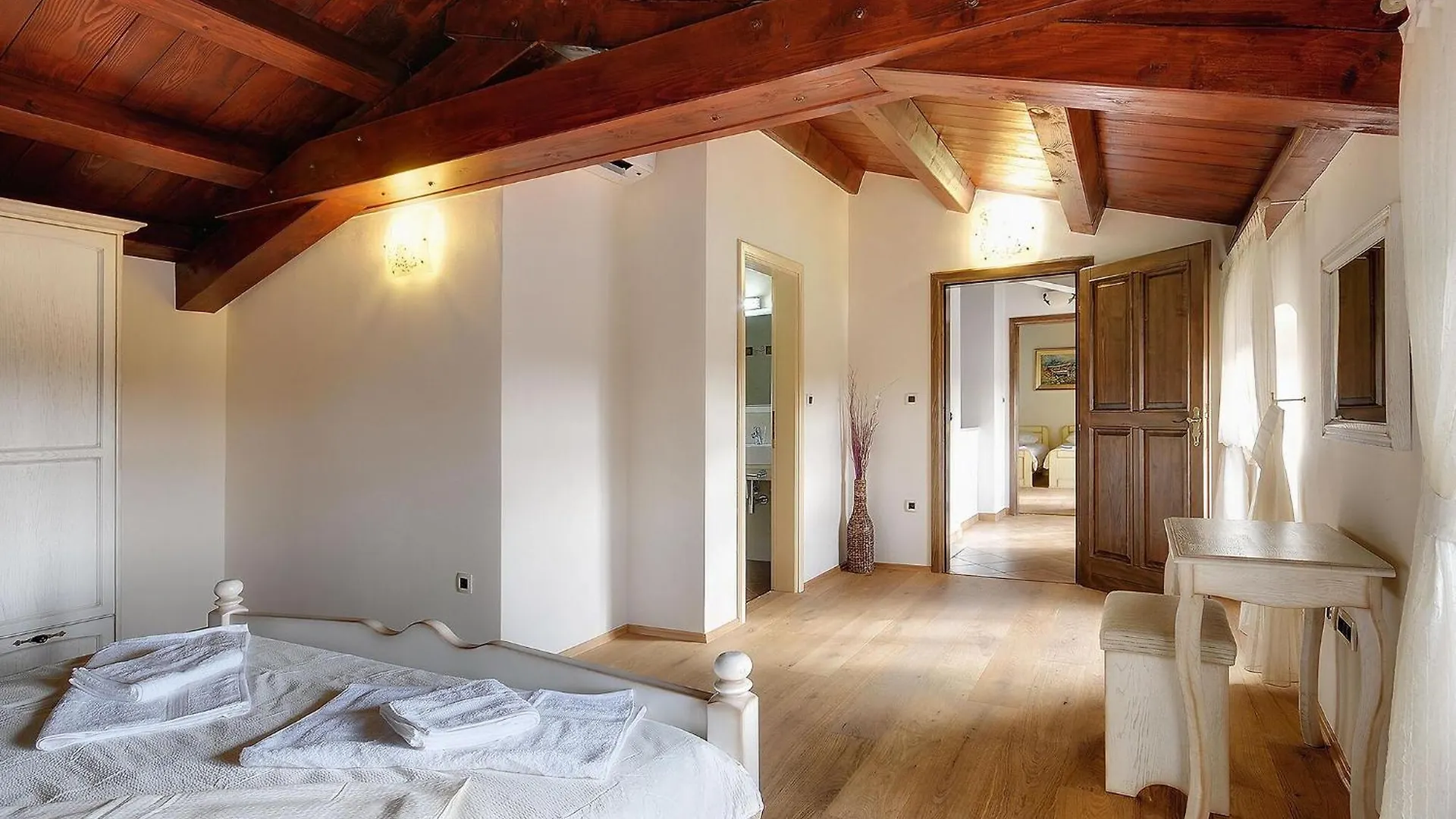 Holiday home Beautiful Casa Silvano With Swimming Pool Bale