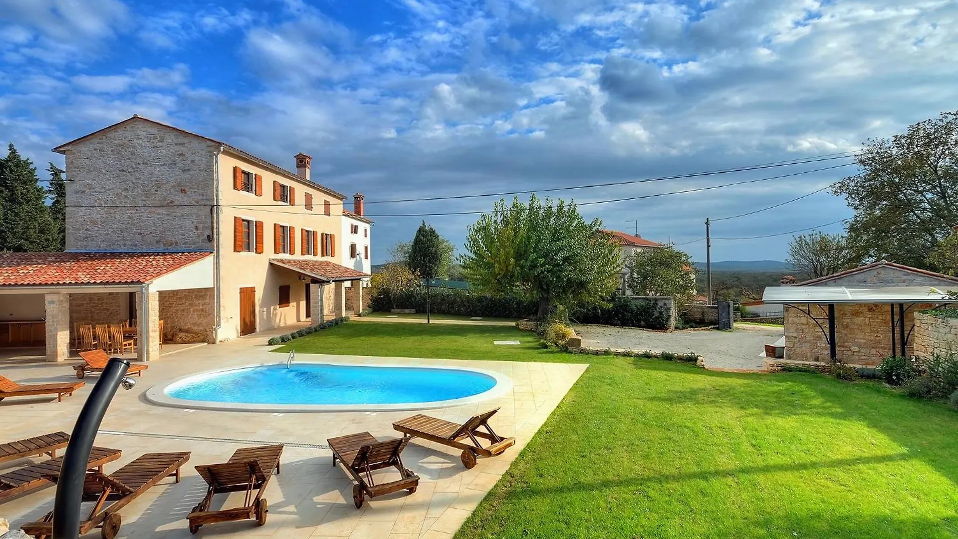 Holiday home Beautiful Casa Silvano With Swimming Pool Bale
