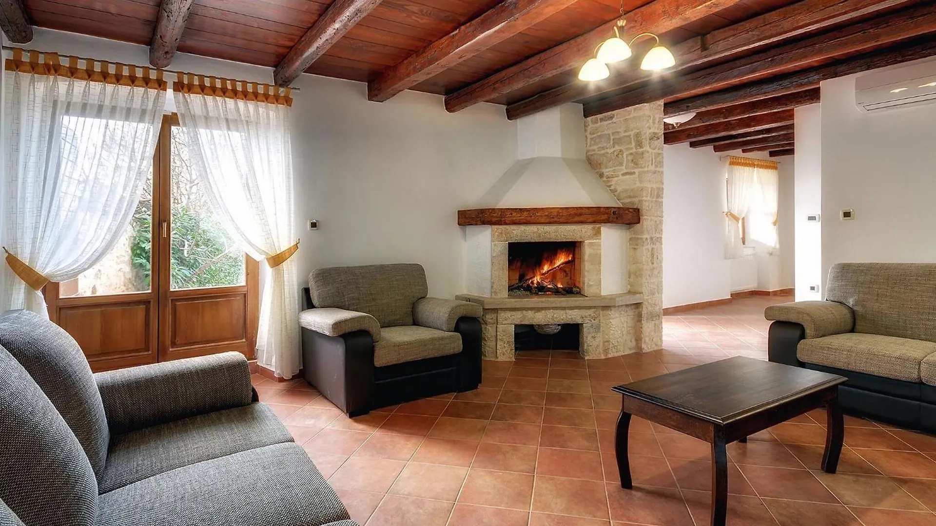 Beautiful Casa Silvano With Swimming Pool Bale Croatia