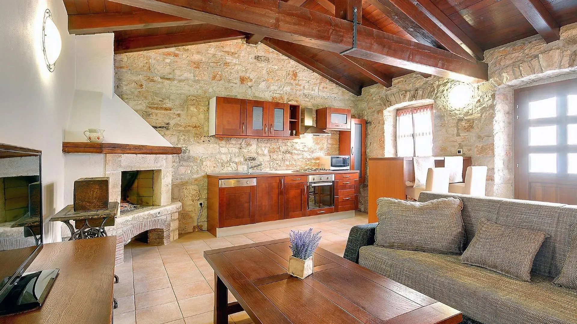 Beautiful Casa Silvano With Swimming Pool Bale
