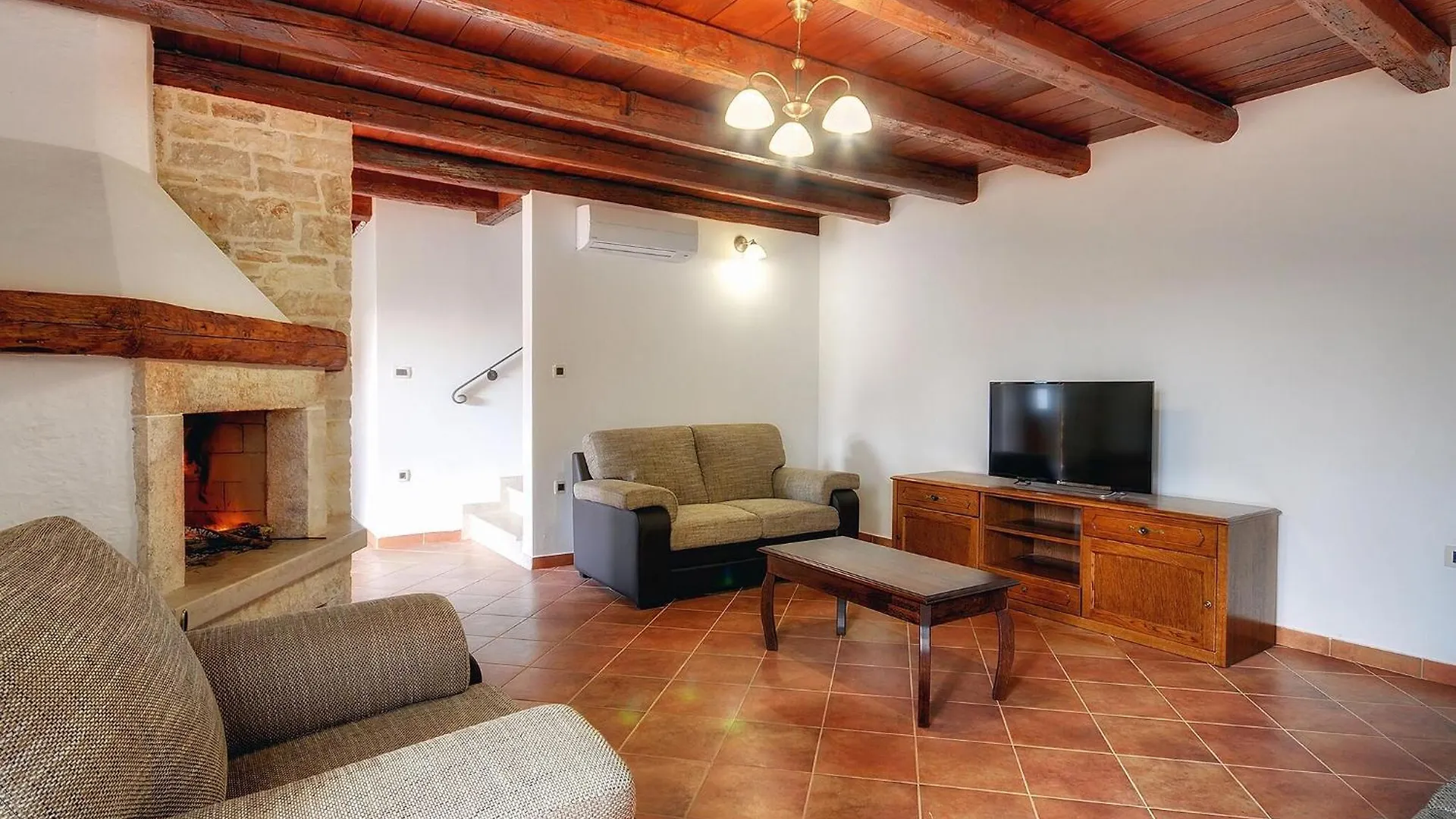 Holiday home Beautiful Casa Silvano With Swimming Pool Bale